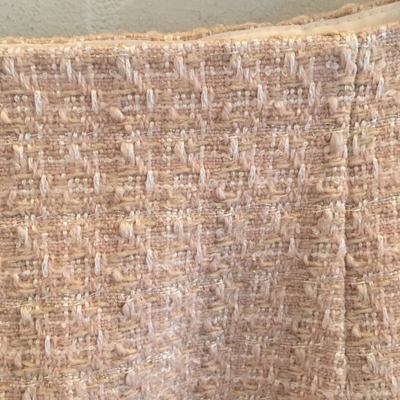 Aritzia Cream Pencil Skirt - Picture 11 of 14